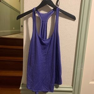 Lululemon tank size 6.